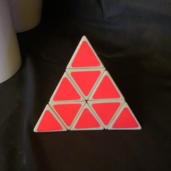 VTG 1981 Pyraminx by TOMY 3D Pyramid Triangle Puzzle Rubiks Cube brain teaser - Picture 4 of 12
